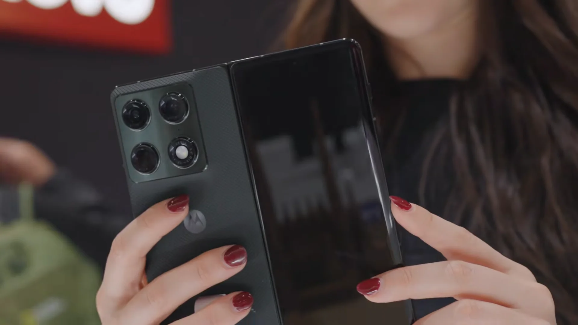 It turns out that Motorola is dominating the US foldable phone market